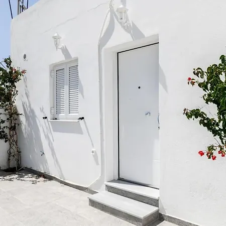 Santorini Life Vibrant Only 50m From The *